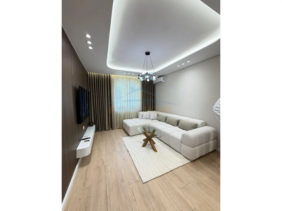 Tirane, shitet apartament 1+1+Ballkon Kati 2, 55 m² 195.000 € (RRUGA MARGARITA TUTULANI)
