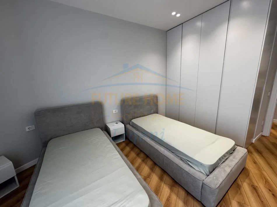 Tirane, jepet me qera apartament 2+1 Kati 0, 130 m² 1.800 € (LIQENI I THATE)
