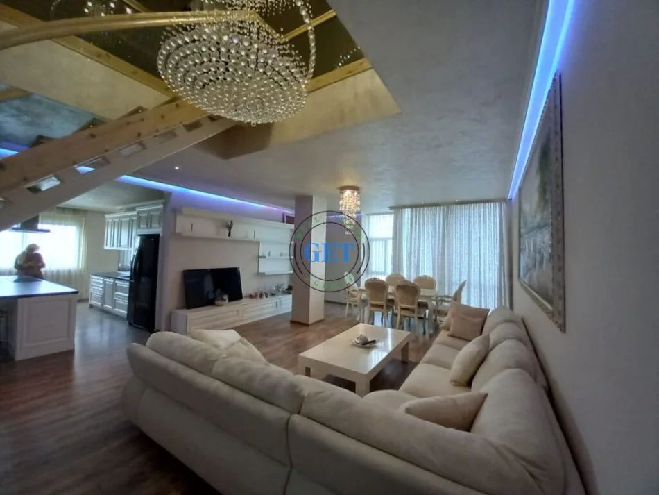 Durres, shitet apartament duplex 2+1 Kati 5, 200 m² 225.000 €