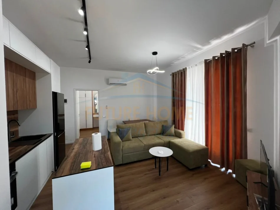 Tirane, jepet me qera apartament 1+1 Kati 2, 53 m² (Fresku)