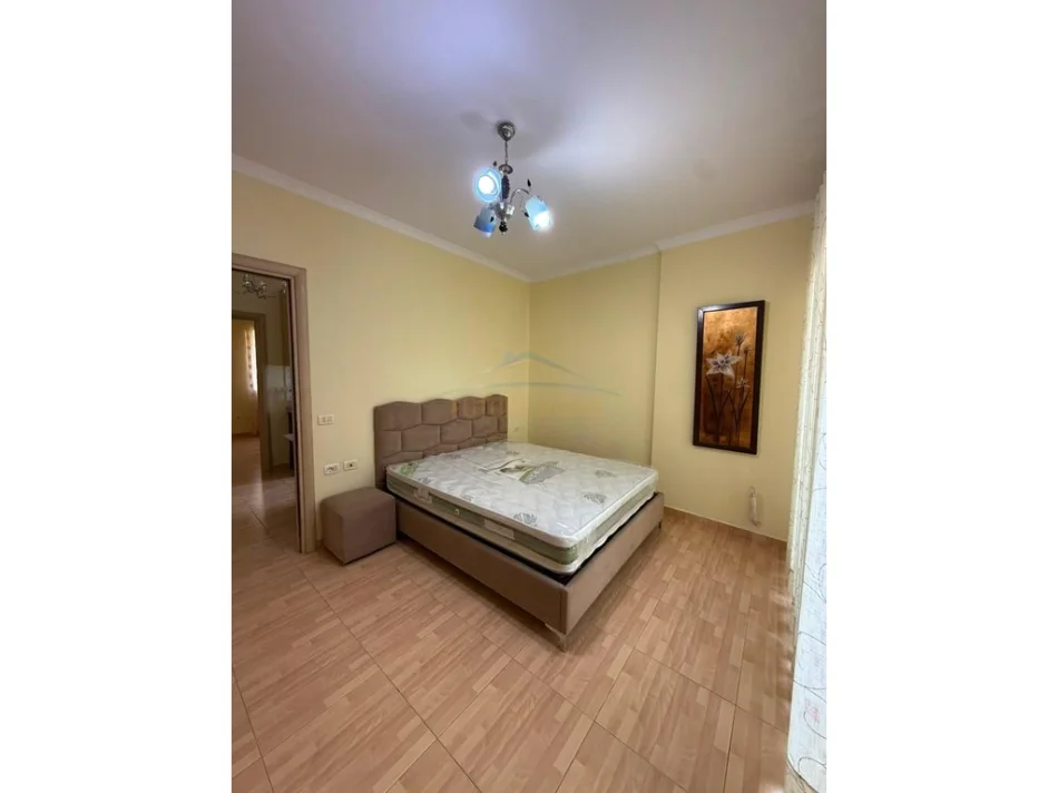 Qera, Apartament 2+1, Fresk, Tirane 0696069906