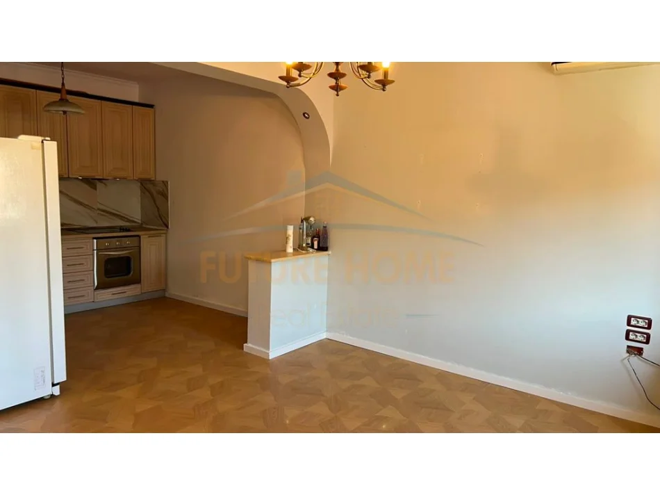 Tirane, shitet apartament 2+1 Kati 3, 80 m² 150.000 € (FERI XHAJKO)