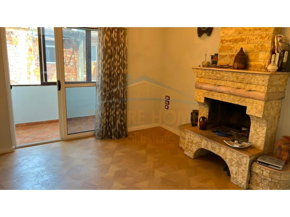 Tirane, shitet apartament 2+1 Kati 3, 80 m² 150.000 € (FERI XHAJKO)
