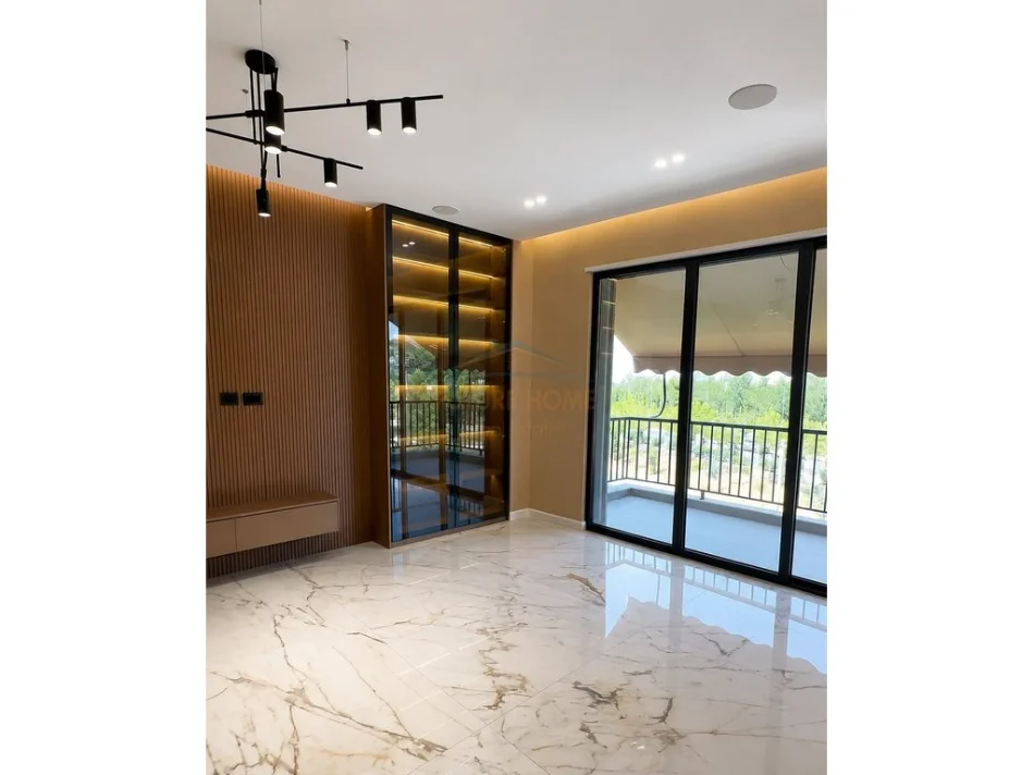 Tirane, shitet apartament 2+1 Kati 2, 119 m² 395.000 € (LIQENI I THATE)