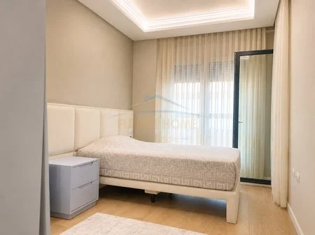 Tirane, shitet apartament 3+1+Aneks+Ballkon Kati 7, 156 m² 650.000 € (Rruga e Kosovarve)
