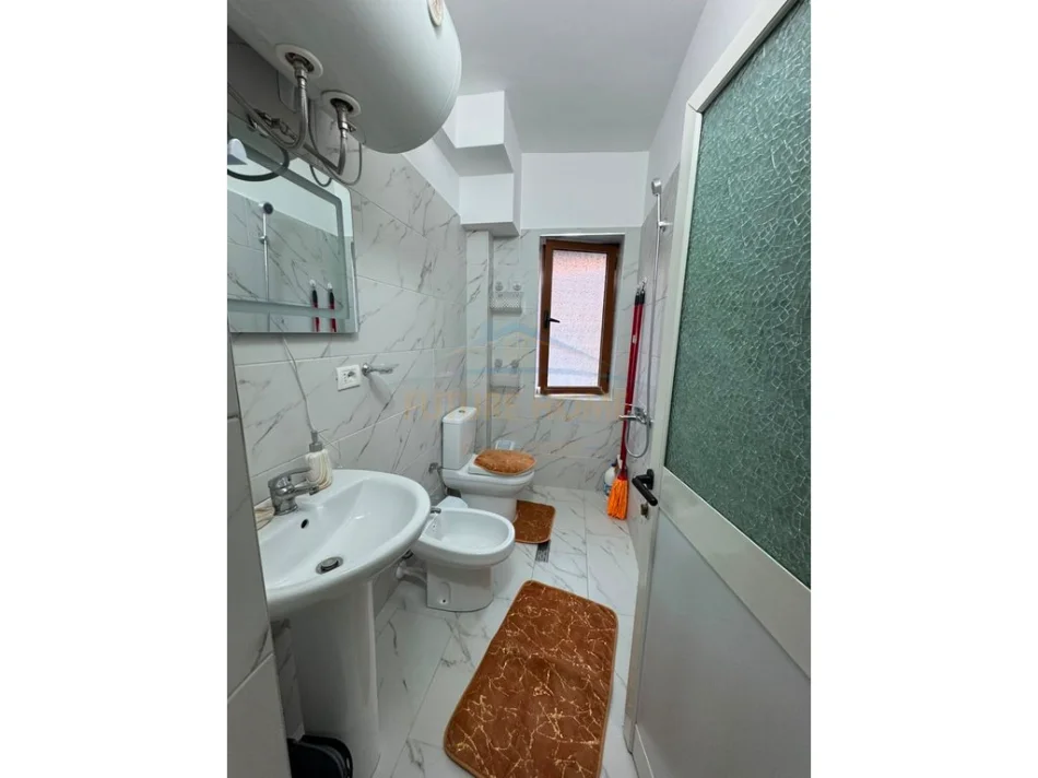 Tirane, jepet me qera apartament 2+1 Kati 2, 66 m² 600 € (RRUGA ASIM VOKSHI)