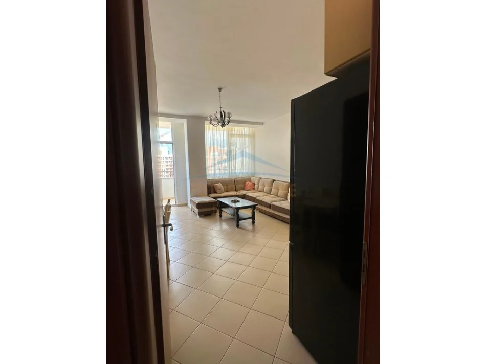 Tirane, jepet me qera apartament 2+1+Ballkon Kati 2, 114 m² 600 € (Jordan Misja)