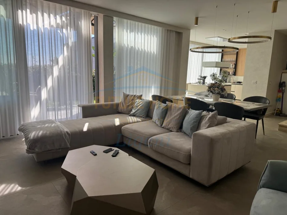 Dhermi - Palase, shitet Vile Vile 2 Katshe , 278 m² 1.400.000 € (Dhermi - Palase)