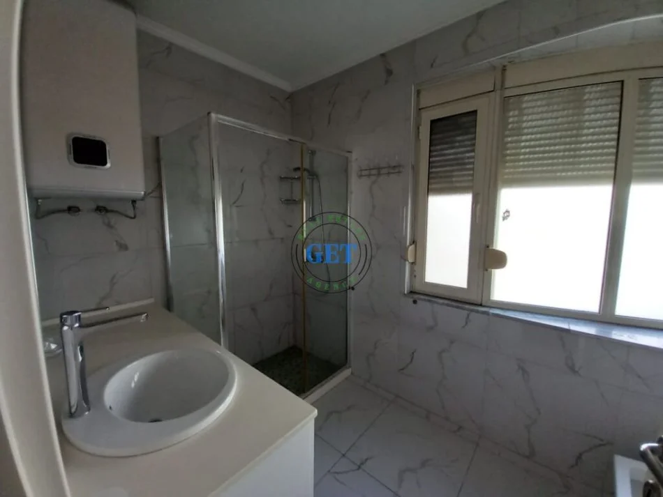 Durres, shitet apartament duplex 2+1 Kati 5, 200 m² 225.000 €