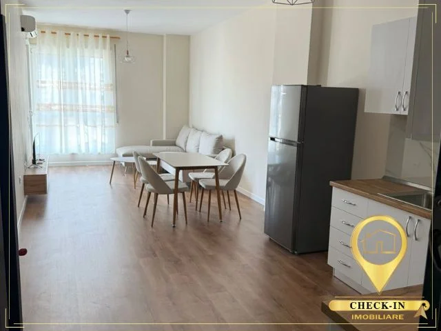 Tirane, jepet me qera apartament 1+1+Aneks+Ballkon Kati 3, 72 m² 570 € (Rruga 5 Maji)
