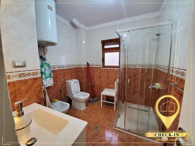 Tirane, shitet apartament 1+1+Aneks Kati 4, 52 m² 84.000 € (Kryegjyshata Boterore Bektashiane)