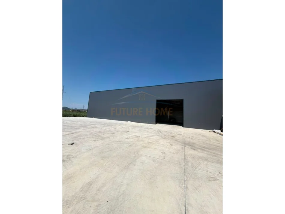Durres, jepet me qera magazine Kati 0, 1.000 m² 1.500 € (Spitalle ,Durres)