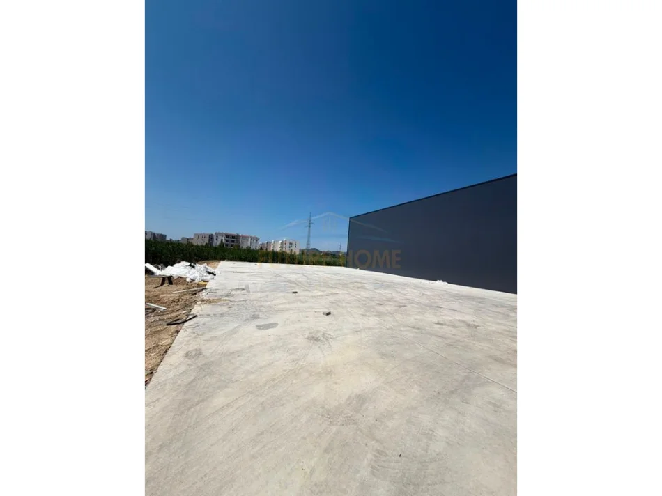 Durres, jepet me qera magazine Kati 0, 1.000 m² 1.500 € (Spitalle ,Durres)