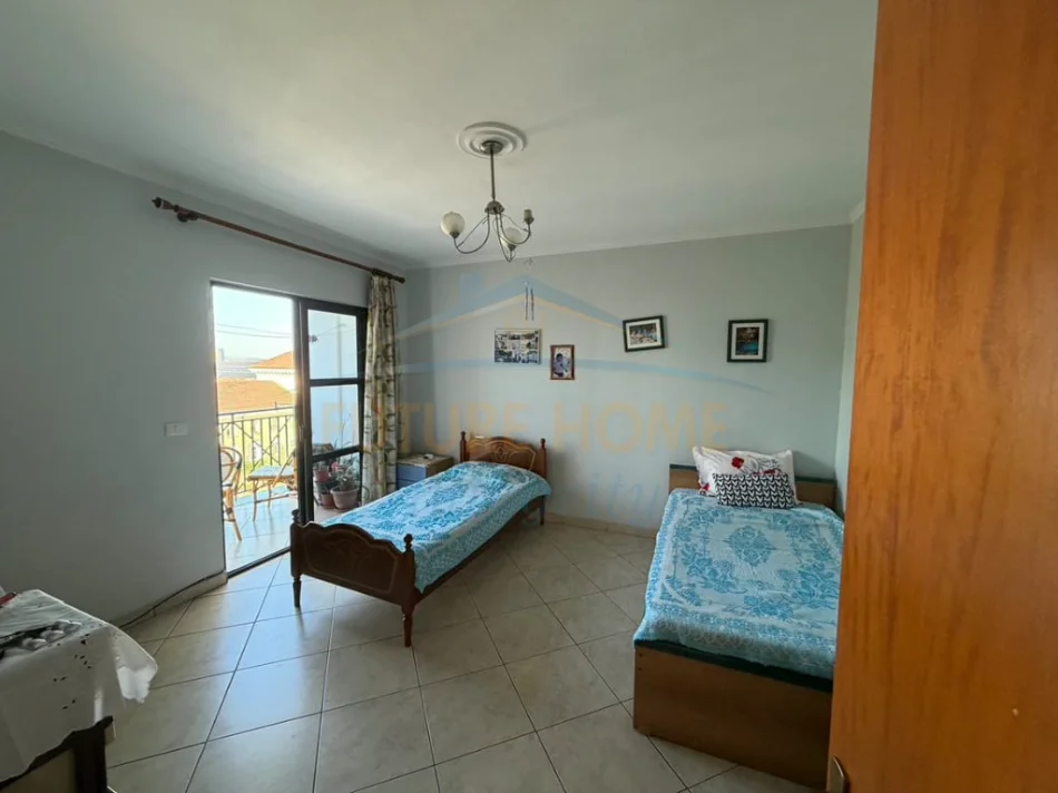 Tirane, shitet apartament 2+1 Kati 4, 107 m² 200.000 € (KINOSTUDIO)