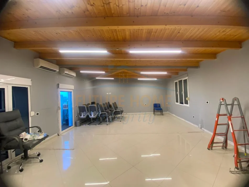 jap me qera ambjent biznesi Kati 10, 189 m² 3.000 € (RRUGA E KAVAJES)