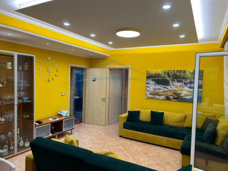 Mali Robit, shitet apartament 2+1 Kati 3, 96 m² 147.000 € 