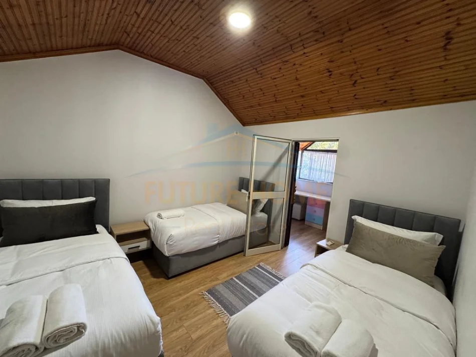 Durres, jepet me qera shtepi 2+1 Kati 2, 120 m² 2.500 € (Qerret, Kavaje)