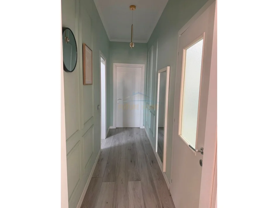 Tirane, shitet apartament 2+1 Kati 8, 96 m² 185.000 € (YZBERISHT)