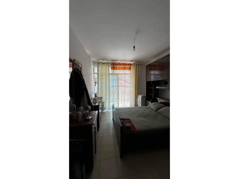 Shitet, Apartament 2+1, Unaza e Re 0696069906