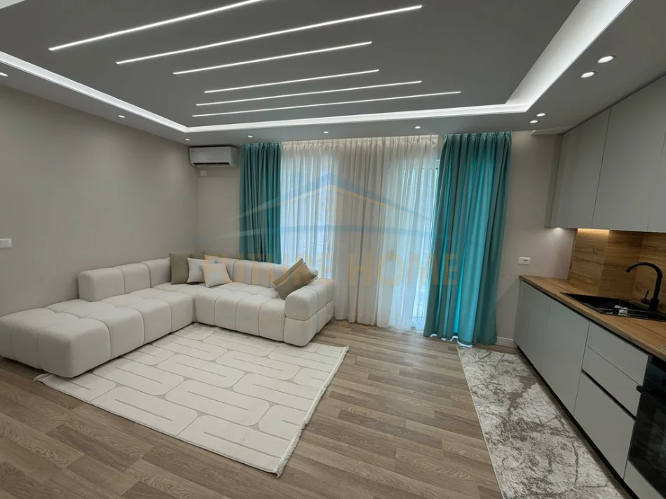 Tirane, shes apartament 2+1+Ballkon Kati 4, 81 m² 139.000 € (Misto Mame)