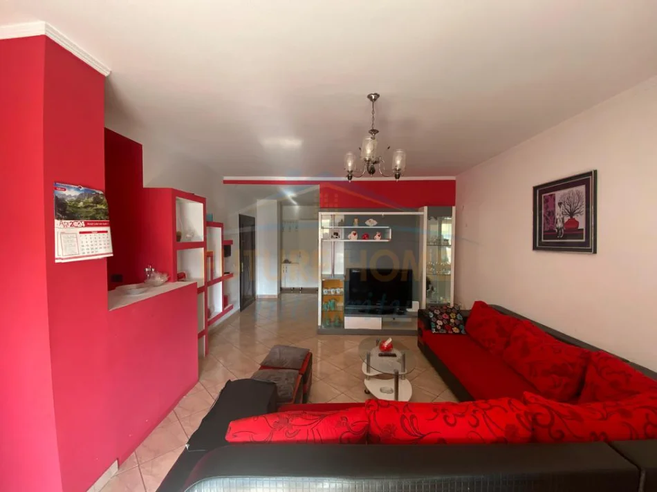 Qera, Apartament 2+1, Fresk, Tiranë. 0696069906