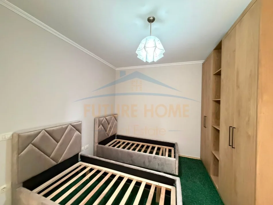 Shitet, Apartament 2+1+2, Yzberisht 15,900,000 Lekë 0696069906