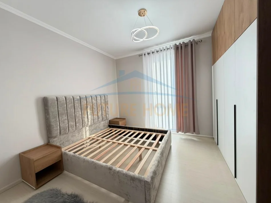 Tirane, shitet apartament 2+1+2, Kati 3, 101 m² (Yzberisht)  15,900,000 Lekë