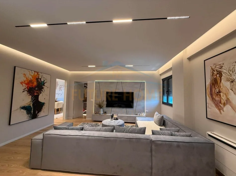 Tirane, shes apartament 2+1+Ballkon Kati 7, 109 m² 305.699 € 