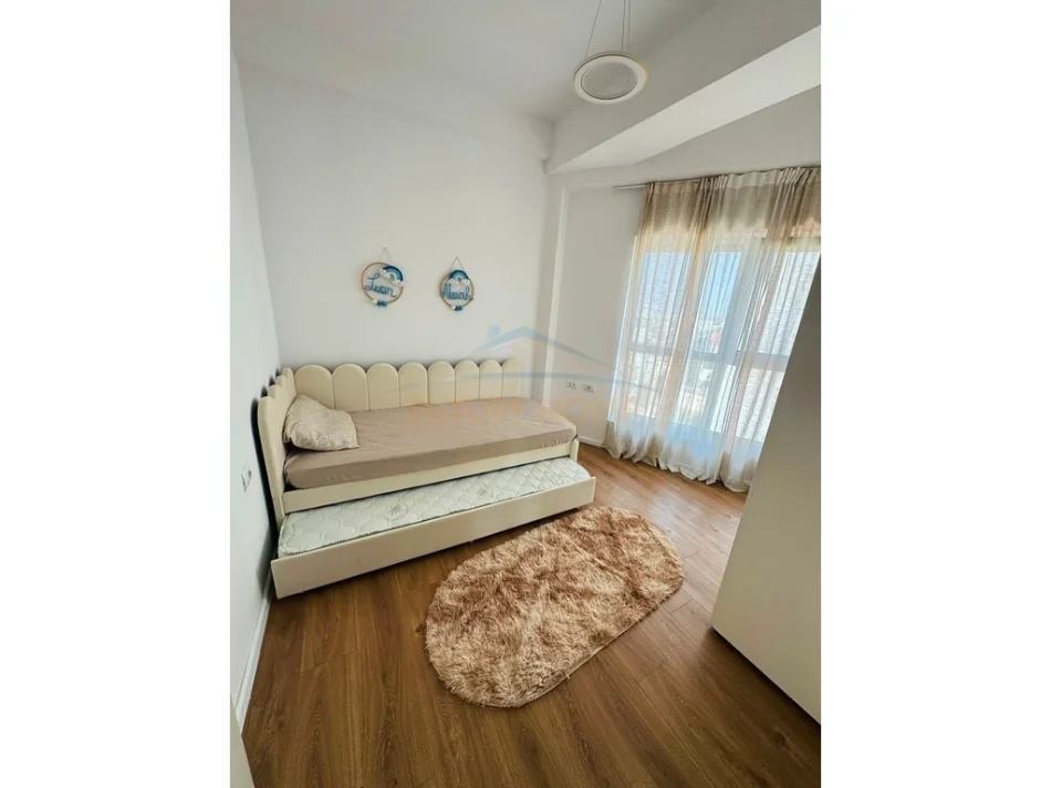 Qera, Apartament 3+1+2, Rezidenca Kaimi  65,000 Lekë 0696069906