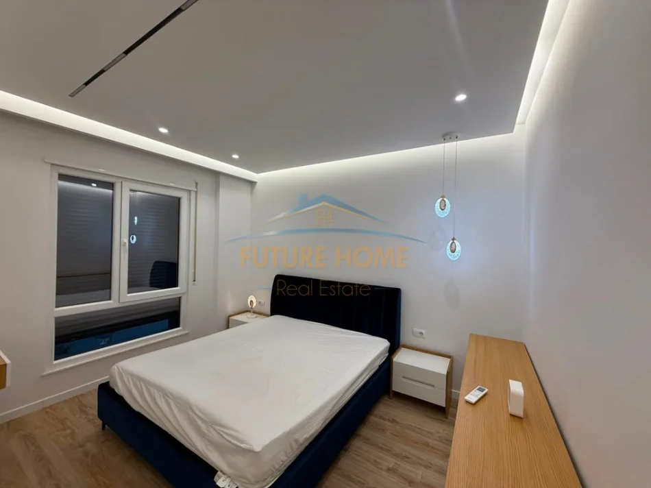 Tirane, shitet apartament 2+1+Ballkon Kati 1, 102 m² 255.000 € (Porcelan)