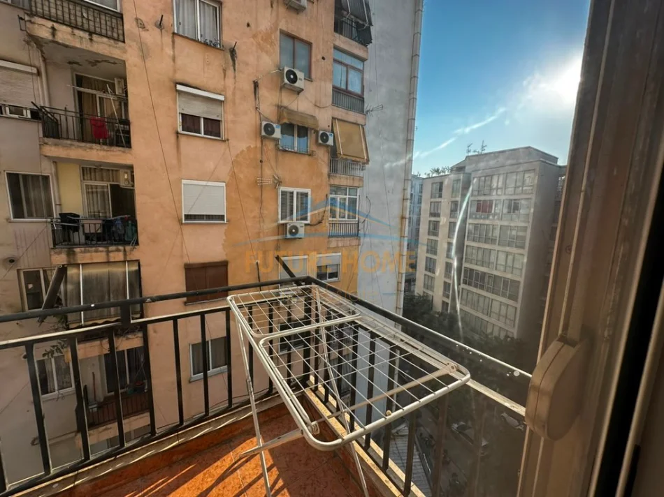 Qera, Apartament 1+1,Komuna e Parisit ! 0696069906