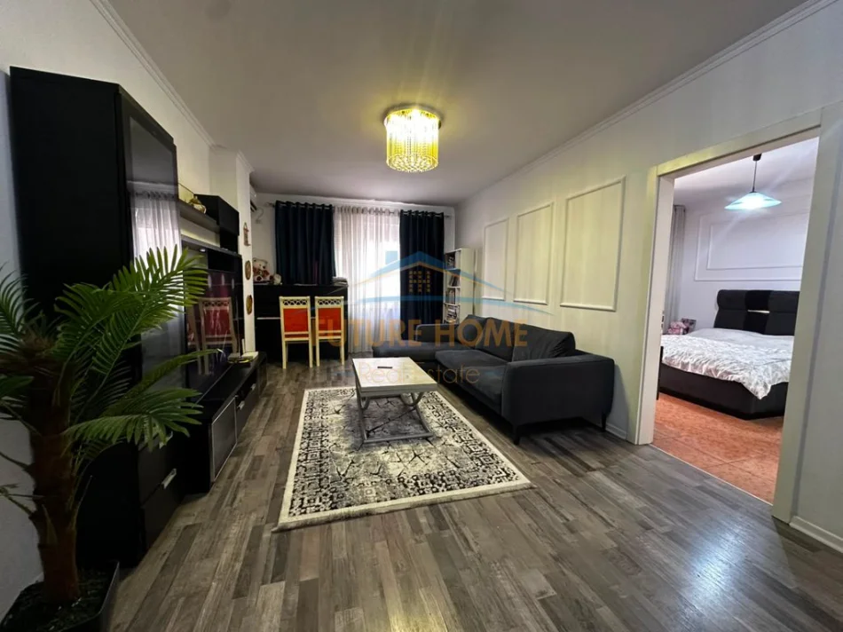 Qera, Apartament 1+1,Komuna e Parisit ! 0696069906