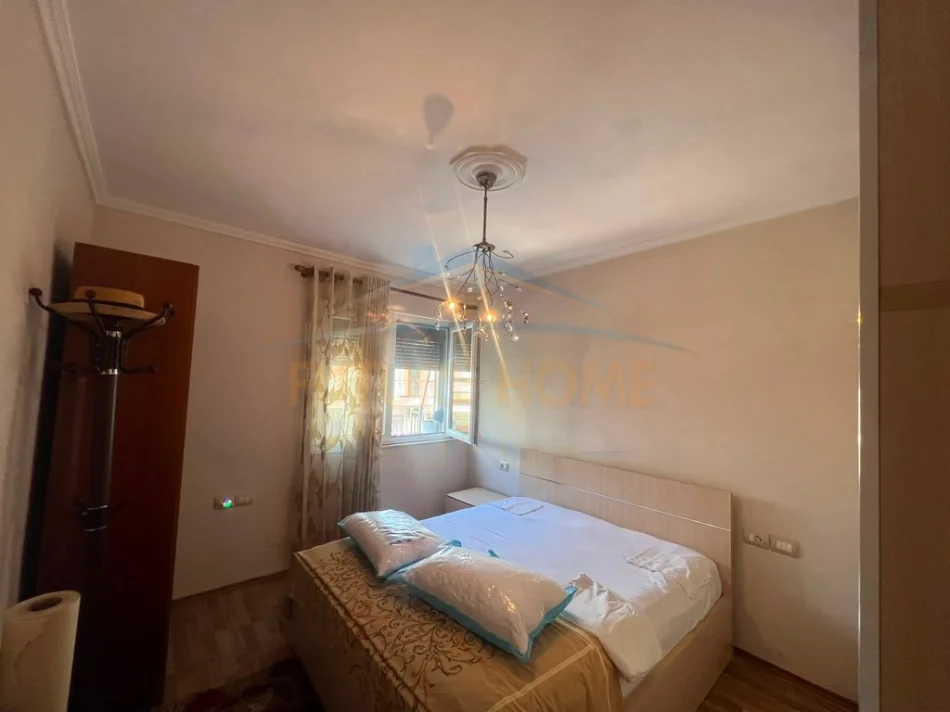Qera, Apartament 2+1, Xhafize Keko, Tiranë. 55,000 Lekë 0696069906