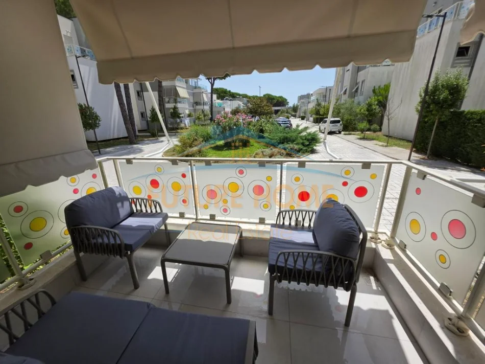 Gjiri Lalezit | Hamallaj, shitet apartament 1+1+Aneks+Ballkon Kati 0, 63 m² 235.000 € (Gjiri i Lalzit)