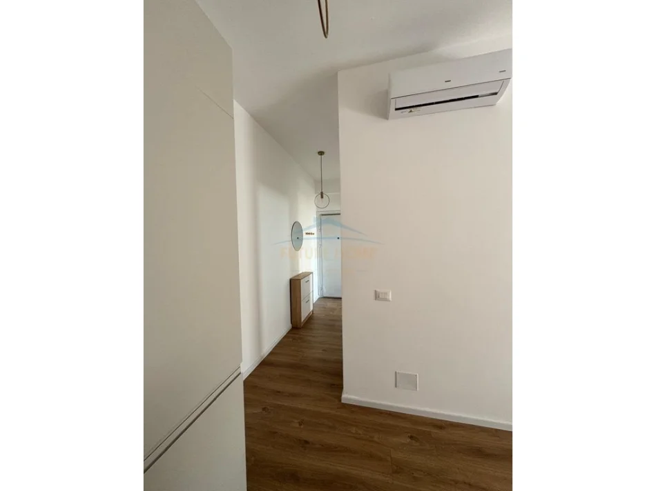 Qera Apartment 1+1+Post Parkimi,Rezidenca Oxa,Tirane. 0696069906