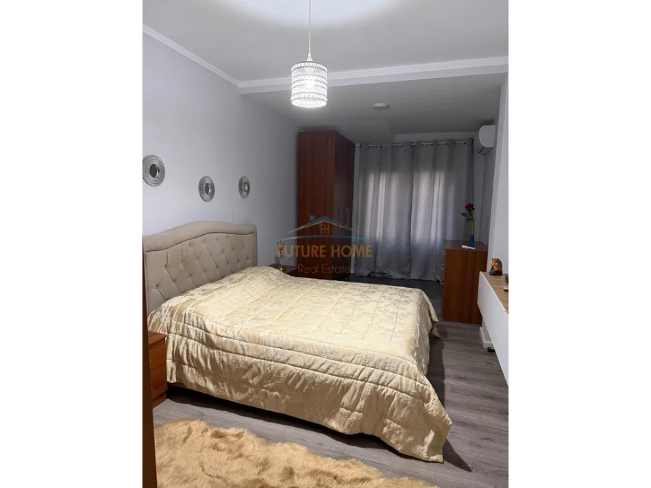 Tirane, jepet me qera apartament 2+1+Ballkon Kati 2, 107 m² 1.500 € (Kopshti Zoologjik)