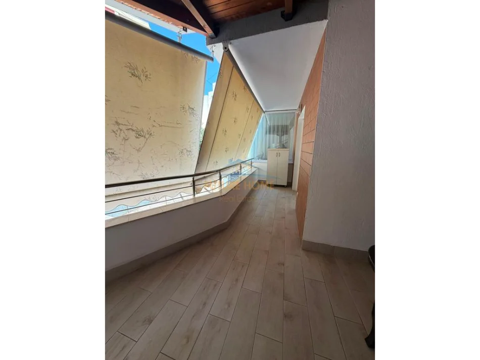 Qera, Apartament 2+1+ post parkimi, Kopshti Zoologjik, Tiranë 0696069906