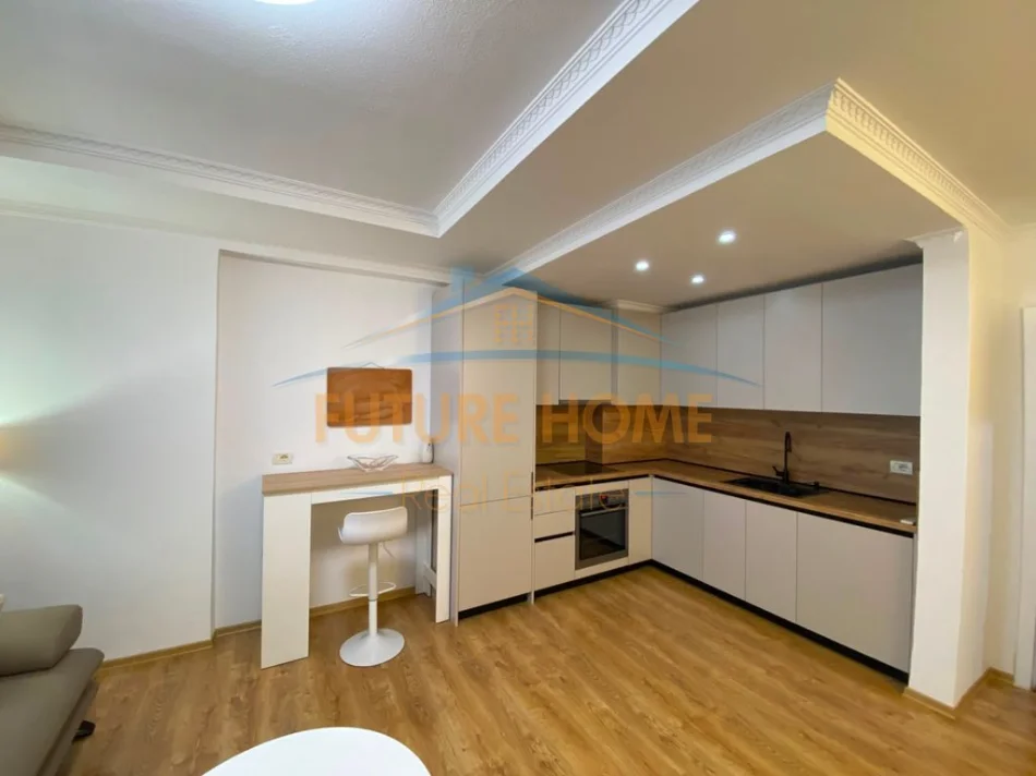 Shitet, Apartament 1+1, Fresku, Tiranë  11,500,000 Lekë 0696069906