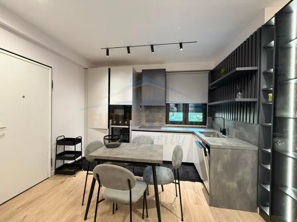 Qera, Apartament 1+1+Verandë, Kodra e Priftit, Tiranë. 50,000 Lekë 0696069906