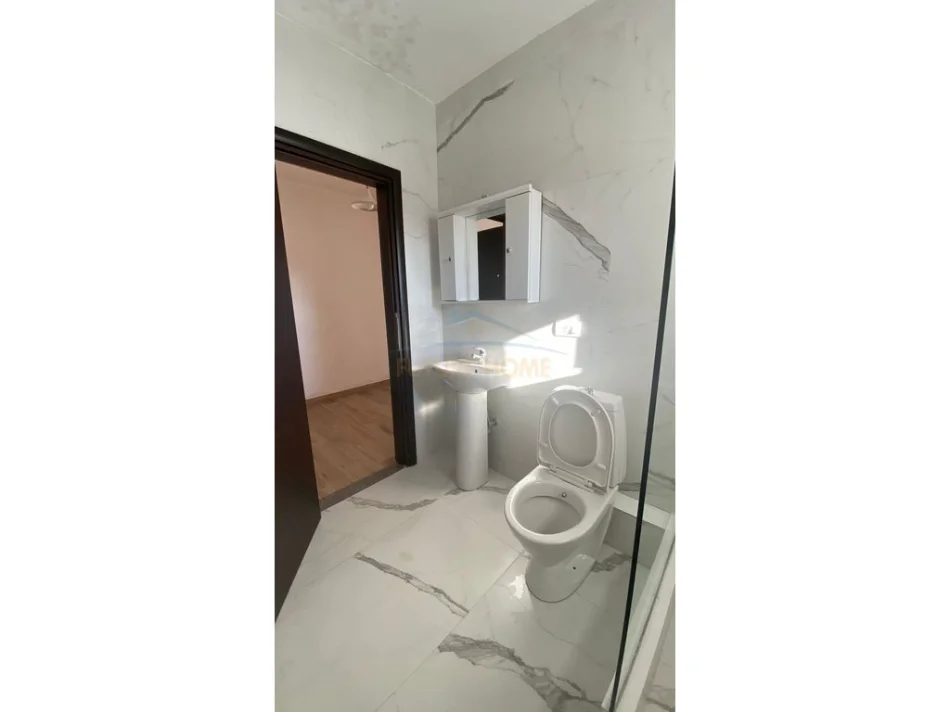 Qira, Apartament 1+1, Alidemi, Tirane.  50,000 Lekë 0696069906