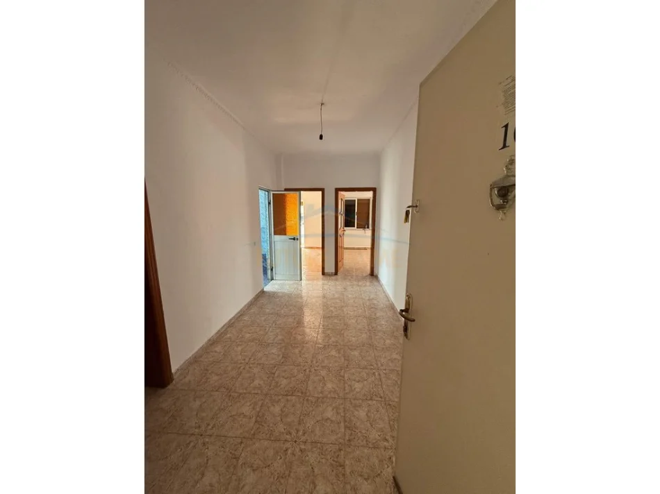Qera, Apartament 2+1, Rruga e Dibrës 0696069906
