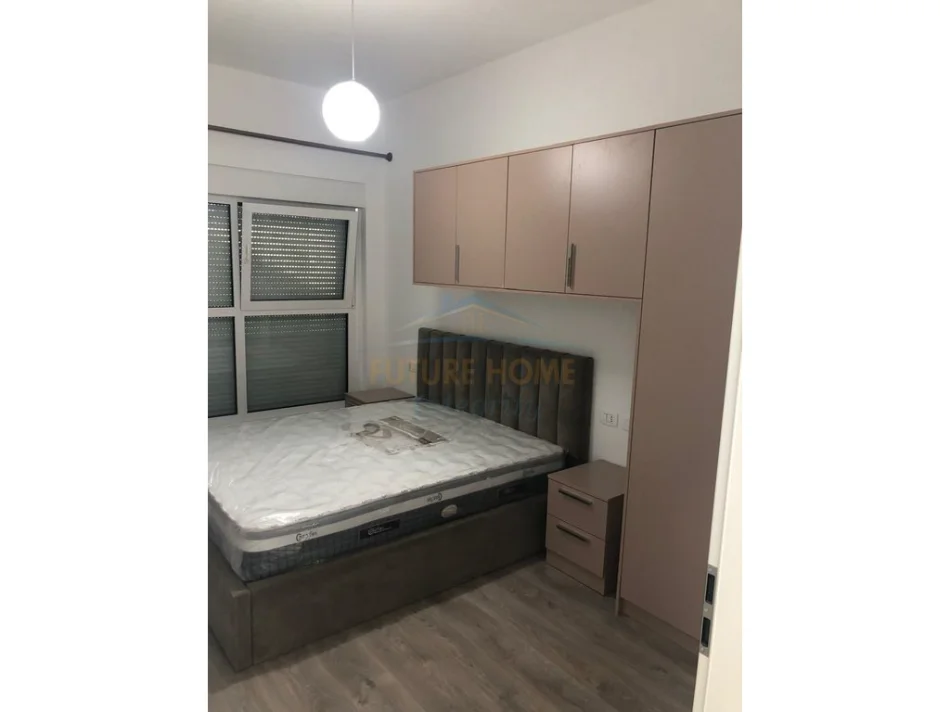JEPET ME QERA APARTAMENT 2+1 KOMPLEKSI MANGALEM ,ALI DEM