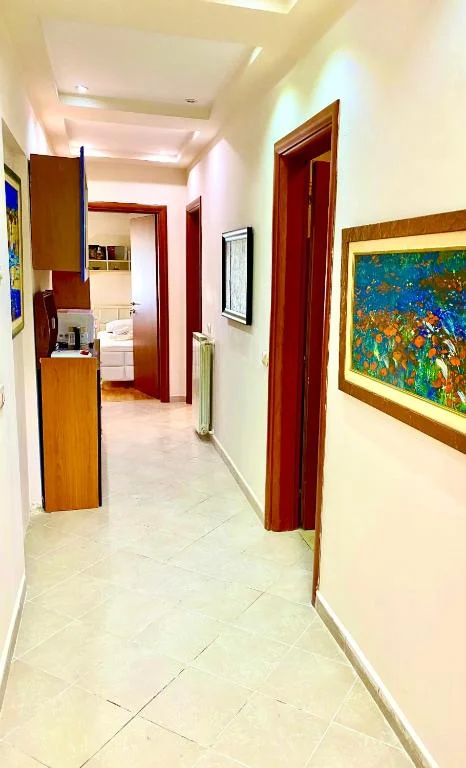 Tirane, jepet me qera apartament 2+1 Kati 10, 600 € 