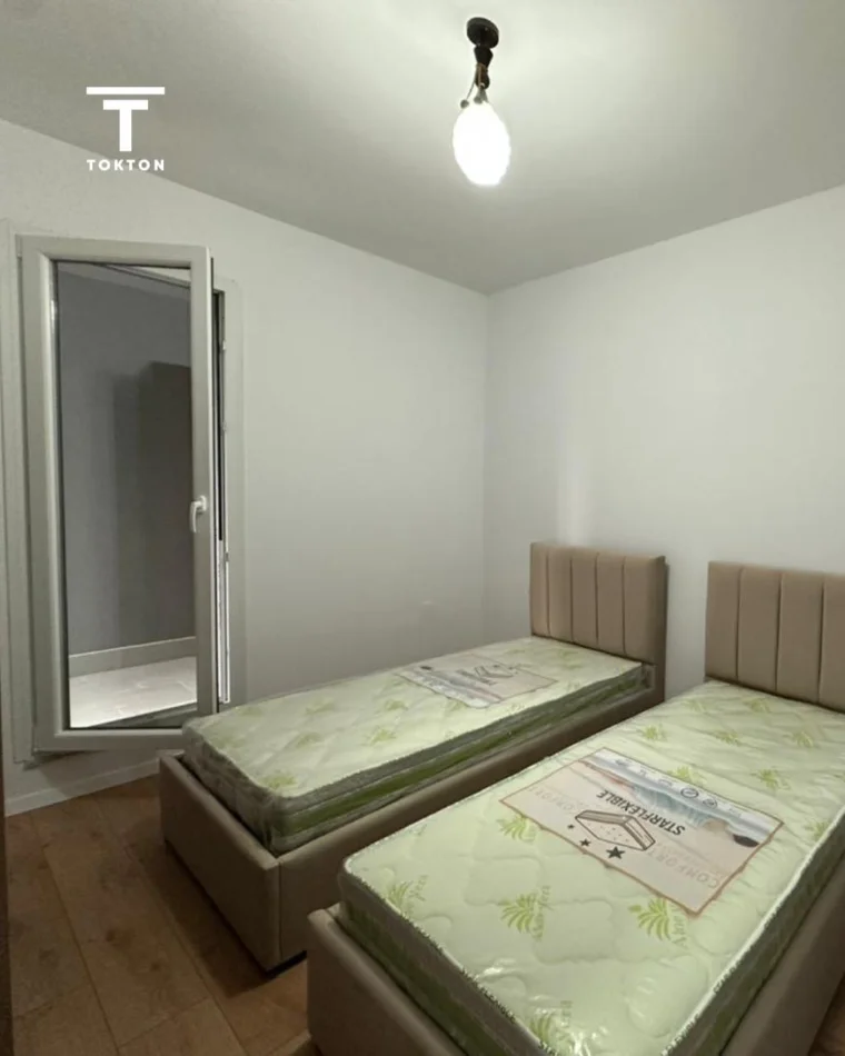 Tirane, jepet me qera apartament 2+1 Kati 5, 74 m² 450 € (Paskuqan)