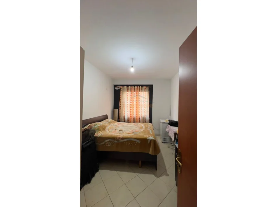 Tirane, shitet apartament 2+1 Kati 2, 95 m² 14.000.000 Leke (Fresku)