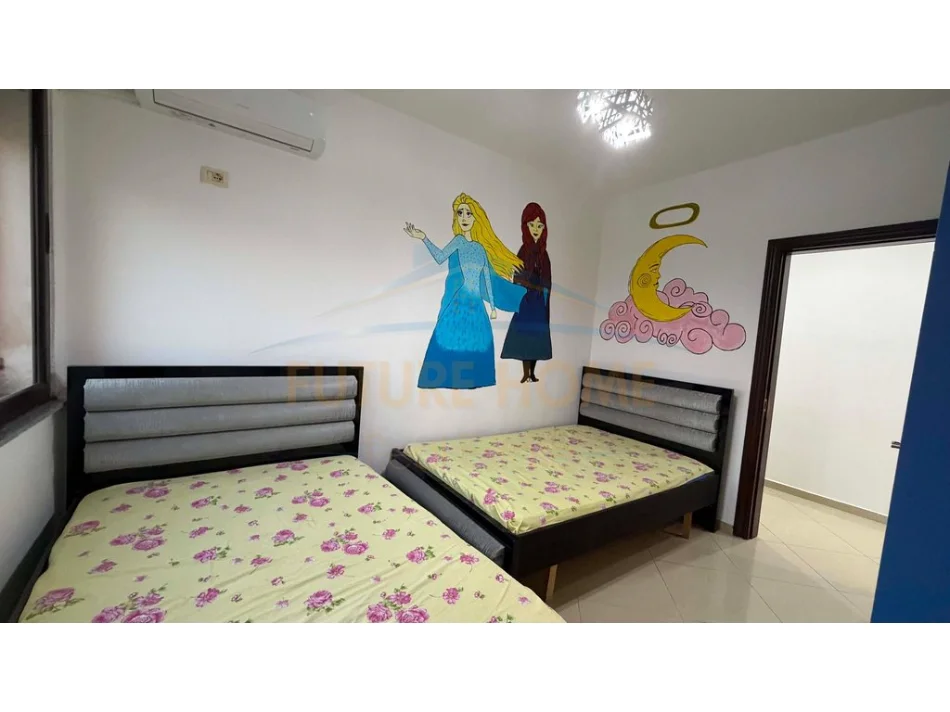 Tirane, jepet me qera apartament 2+1+Ballkon Kati 6, 105 m² 550 € (Unaza e Re)