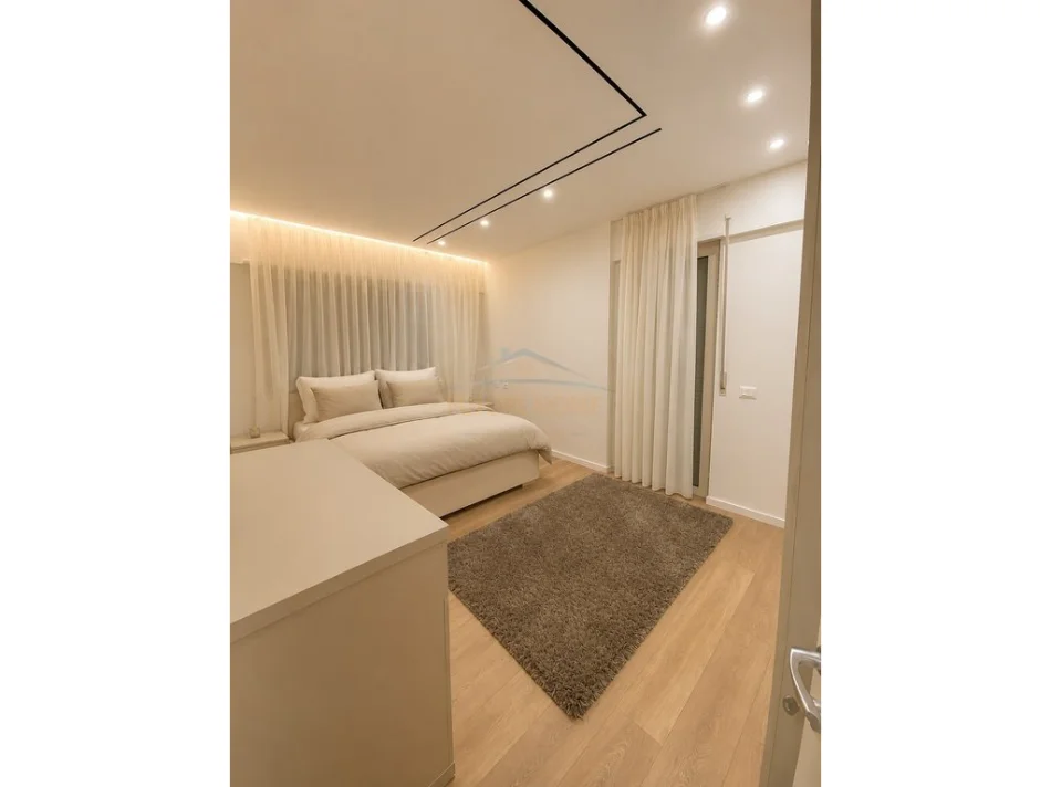 JEPET ME QERA APARTAMENT 3+1 LIQENI I THATE