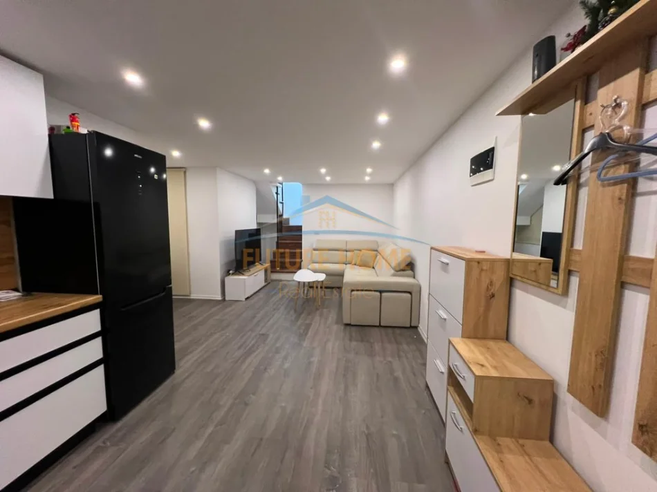 Tirane, shitet apartament 2+1 Kati 1, 47 m² 15.000.000 Leke  (Golden Park 3)