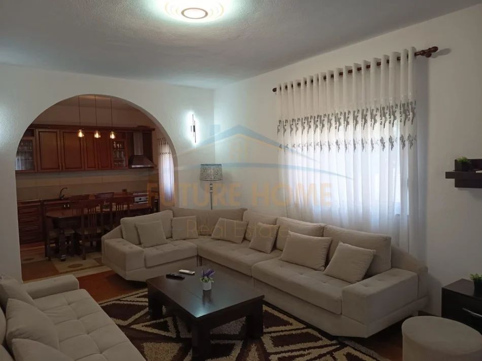 Tirane, jepet me qera apartament Vile 2 Katshe , 168 m² 1.500 € (Sauk)
