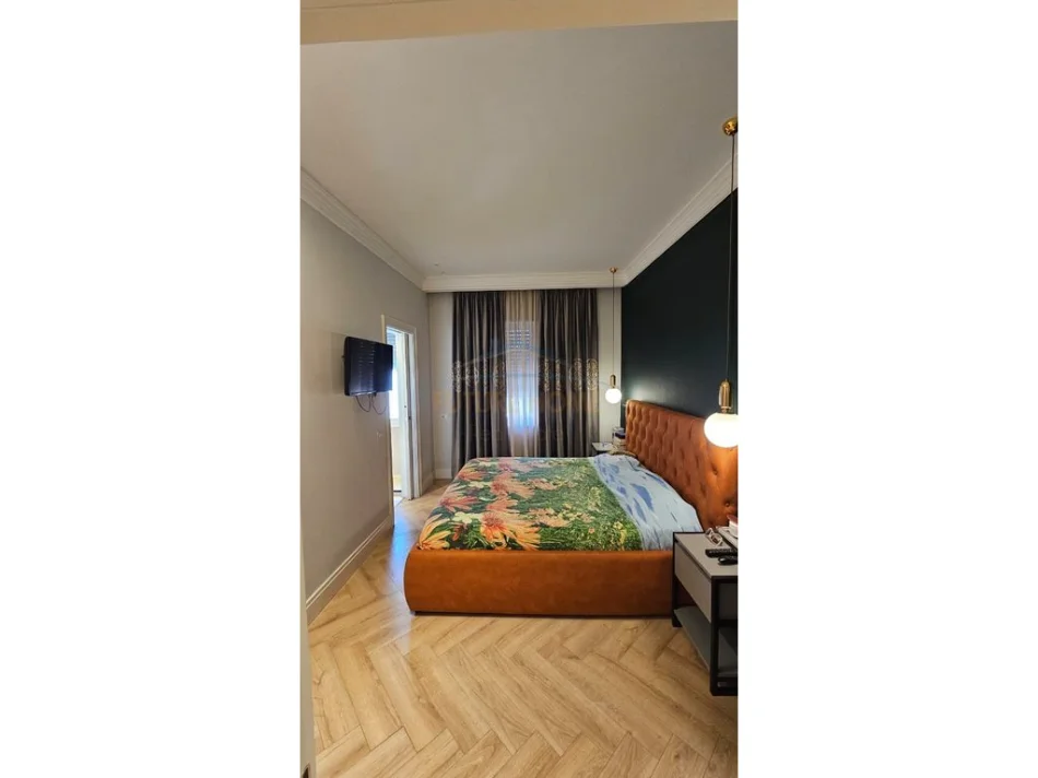 Durres, shitet apartament 3+1+Ballkon Kati 1, 110 m² 215.000 € (Qender , Durres)